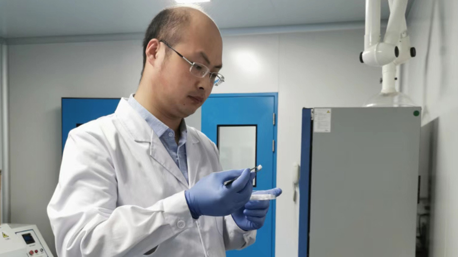 向他们学习！jinnianhui67模范共产党员侧记